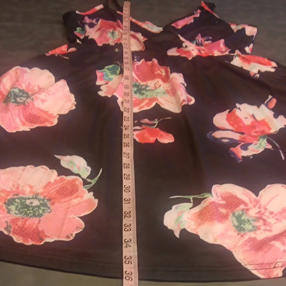 Votepretty Women's Floral V-neck Spaghetti Strap Sundress With Pockets - Picture 12 of 12